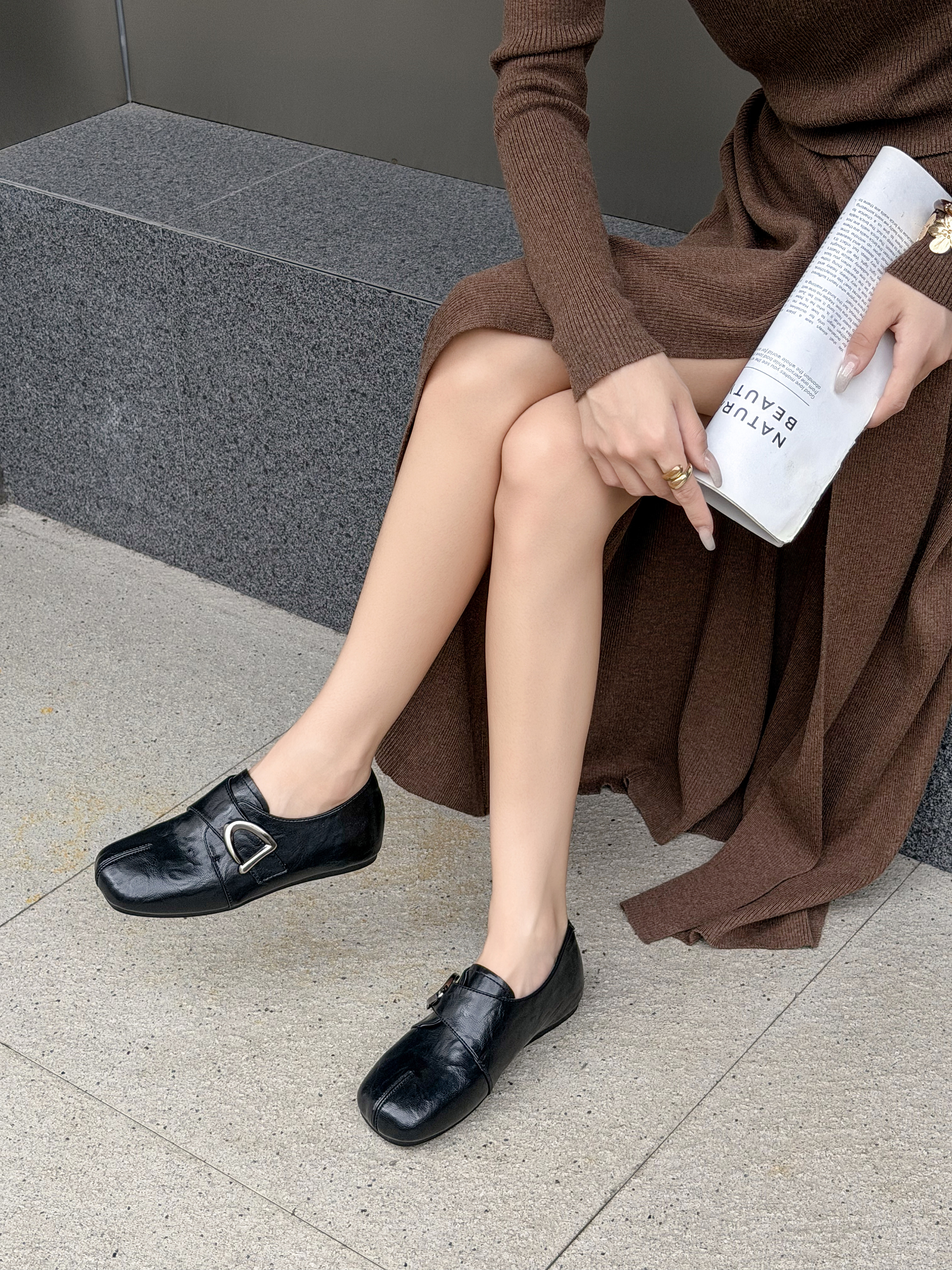 2026新款平底方头单鞋女百搭时尚真皮轻便舒适魔术贴真皮 6698520