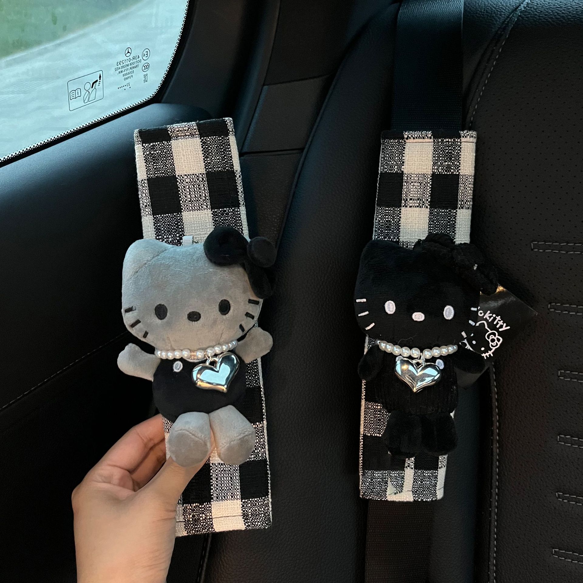 高级黑白hello kitty凯蒂猫汽车安全带护肩套装饰车内送新车礼物