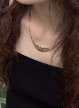 雅A竖纹肌理感蛇骨项链