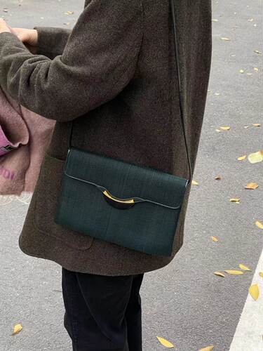 德国伯爵夫人Comtesse绿色马毛编织斜挎包