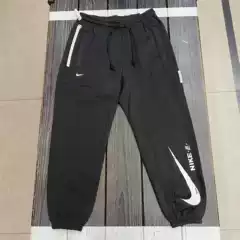 NIKE Men's Fleece-Lined Thermal Training Jogger Sweatpants FB1834-010