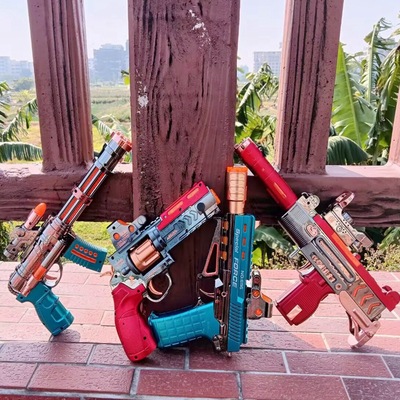 群奕达电动玩具枪喷雾发光音乐黄河沙鹰左轮手枪转动伸缩亲子玩具