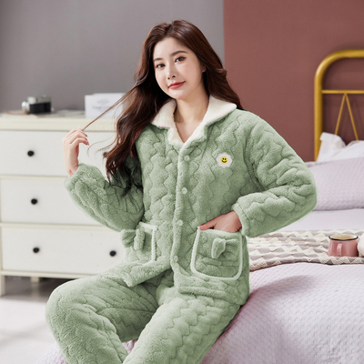 秋冬季睡衣加厚三层夹棉珊瑚绒
