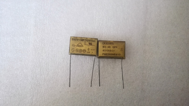 PMR209ME6100M022R30 薄膜电容器 250v0.10uF 20%  20.3mm RIFA