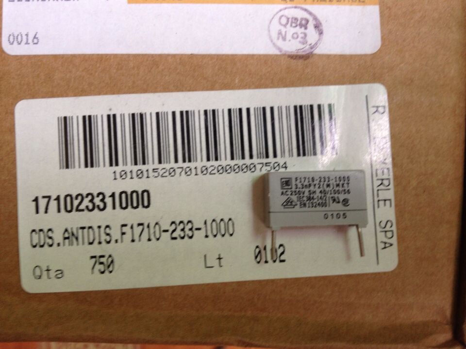 F1710-233-1000 薄膜电容器 Y2(X1) MKT 250V3.3nF 20%  15mm ERO