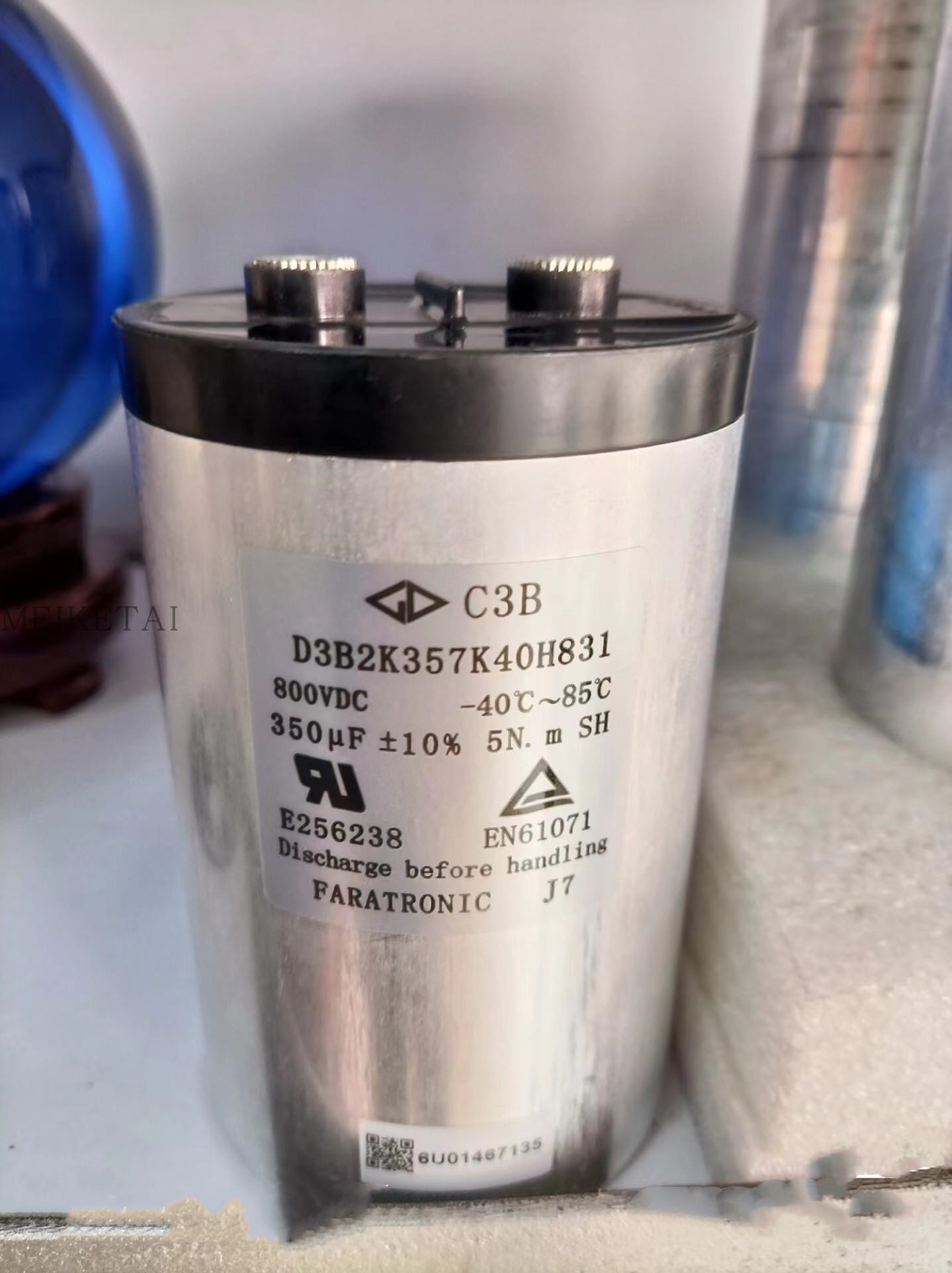 C3B2K357K40H831C3B800V350UF