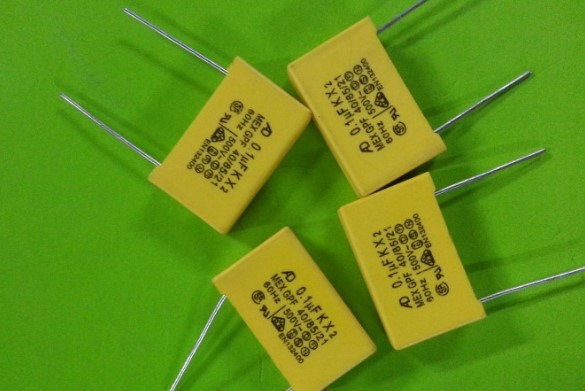 AD牌 安规薄膜电容 500VAC0.1UF 500V100nf 104K X2 脚距22mm全新