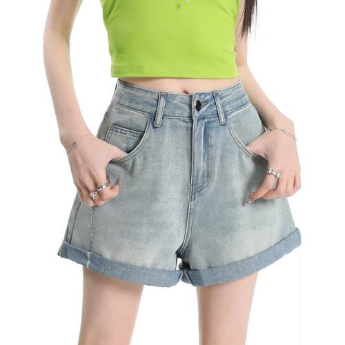 浅蓝色卷边牛仔短裤女夏季新款2026辣妹高腰宽松显瘦阔腿a字热裤