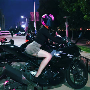 赛跑车机车个性 通用防雾全覆式 酷灰 女四季 DOT头盔摩托车全盔男士