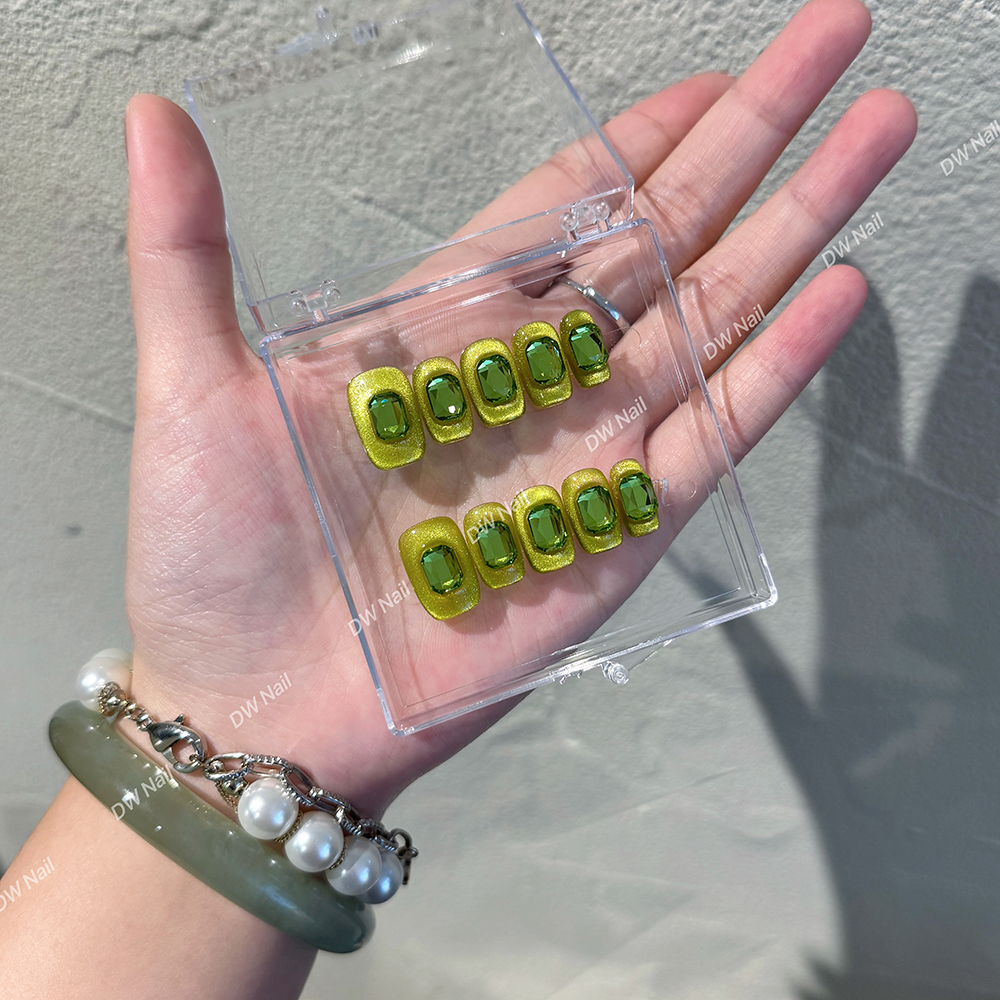 【DW轻奢Nail】奇异果.2025显手白高级小众穿戴甲美甲假指甲手工