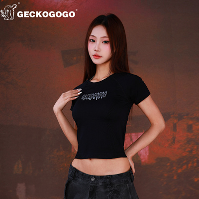 运动速干修身收腰透气短袖T恤