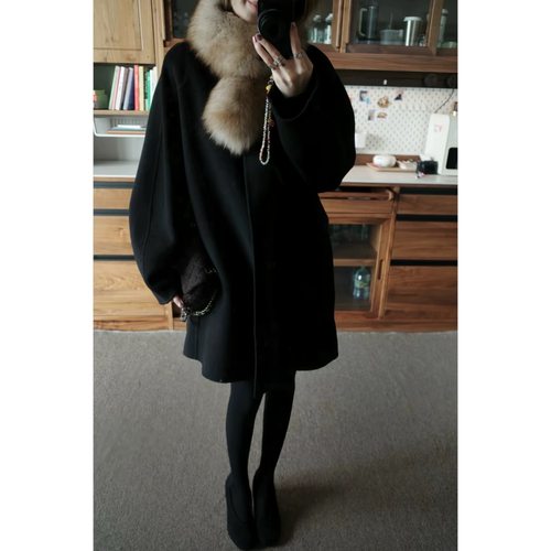 【吉满】黑色诧寂风年底战袍系列A字廓形手工双面羊毛大衣JM3016