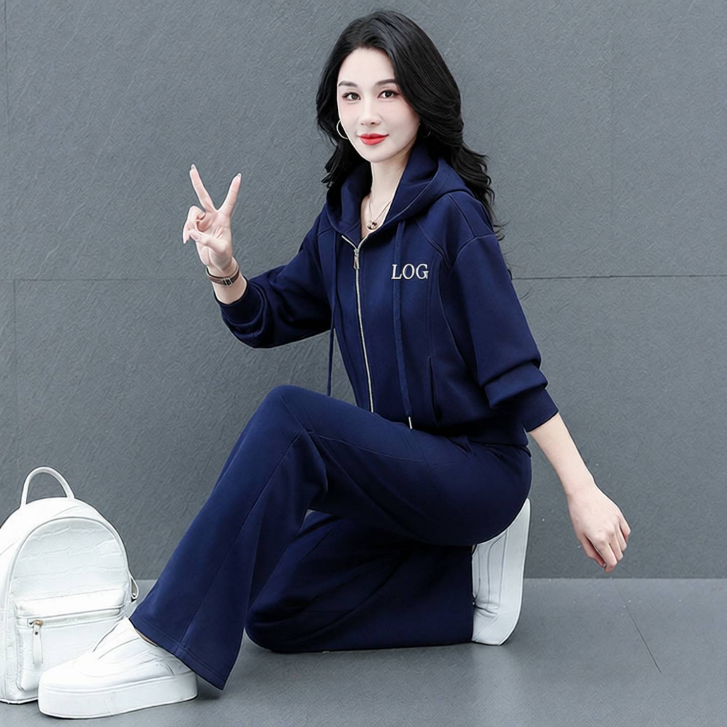 时尚休闲连帽运动套装女士春秋