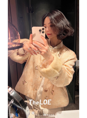 骆衣衣TheLOE/[矜贵狙击蝴蝶]90白鹅绒圆领单排扣羽绒服