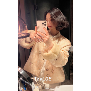 骆衣衣TheLOE/[矜贵狙击蝴蝶]90白鹅绒圆领单排扣羽绒服