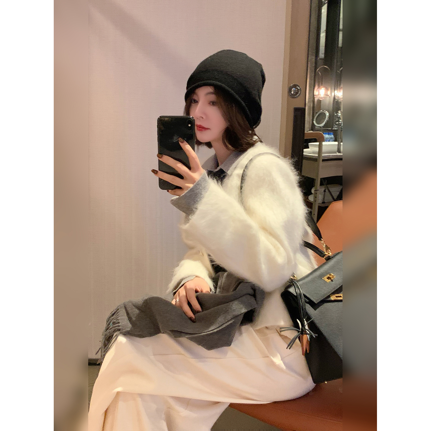 骆衣衣TheLOE/羊毛羊绒百搭V领短款高级感拉绒大衣