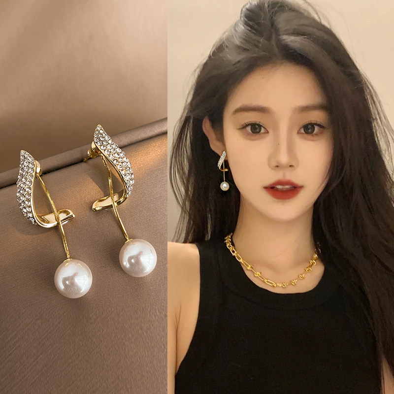 韩国东大门一款两戴珍珠耳环女高级感轻奢长款流苏耳坠银针耳