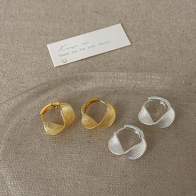 小众设计感扭曲圆圈耳扣女复古轻奢优雅个性时尚气质百搭耳环耳饰