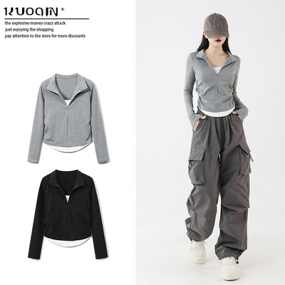 正肩假两件叠穿短款上衣