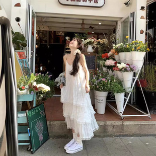 奥特莱斯清仓捡漏甜美减龄白色法式 度假风小个 吊带连衣裙女装 夏季