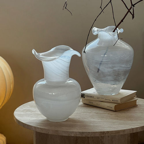 白色云纹高级感小众花器