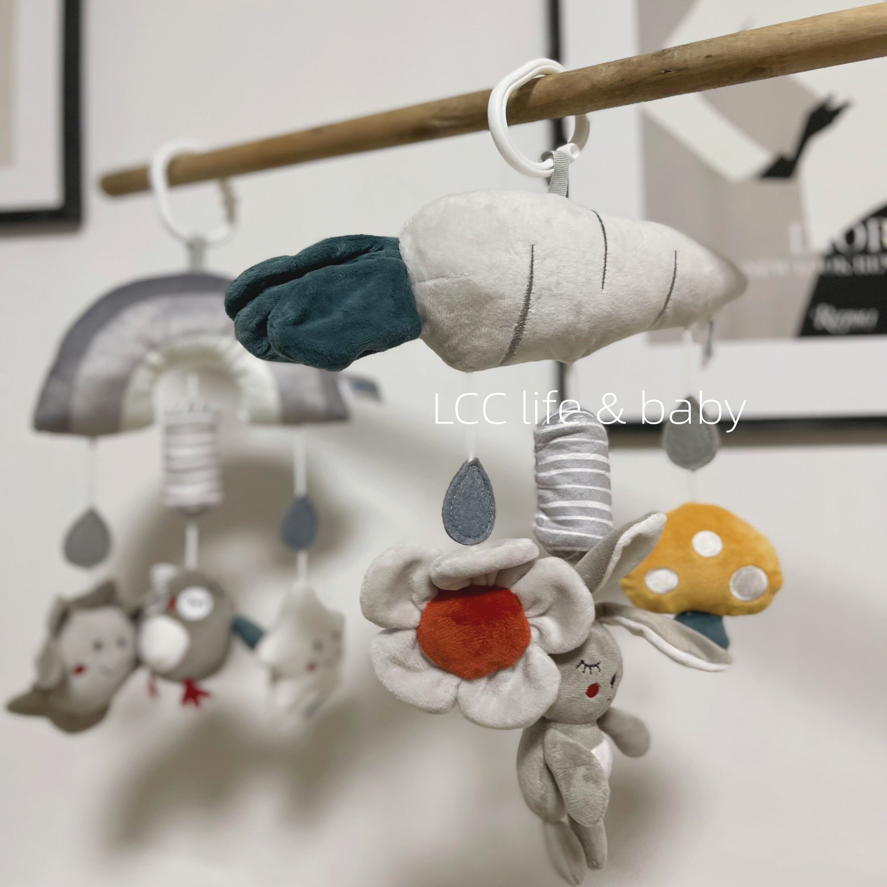 北欧ins风Aipinqi新款0-3岁婴儿车挂动物风铃婴儿床铃毛绒玩具