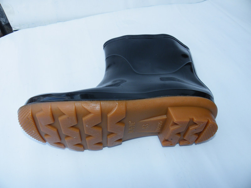 Chaussures - bottes caoutchouc homme pour hiver - semelle tendon - Ref 967211 Image 1
