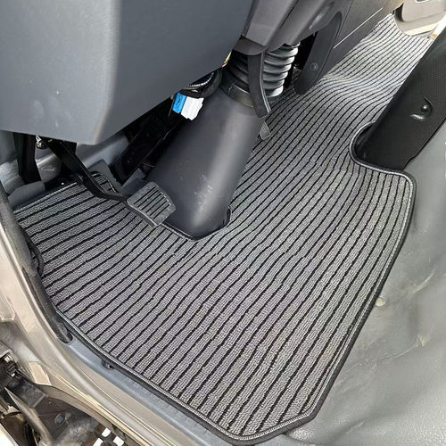 江淮骏铃h330/k330E5E3货车脚垫