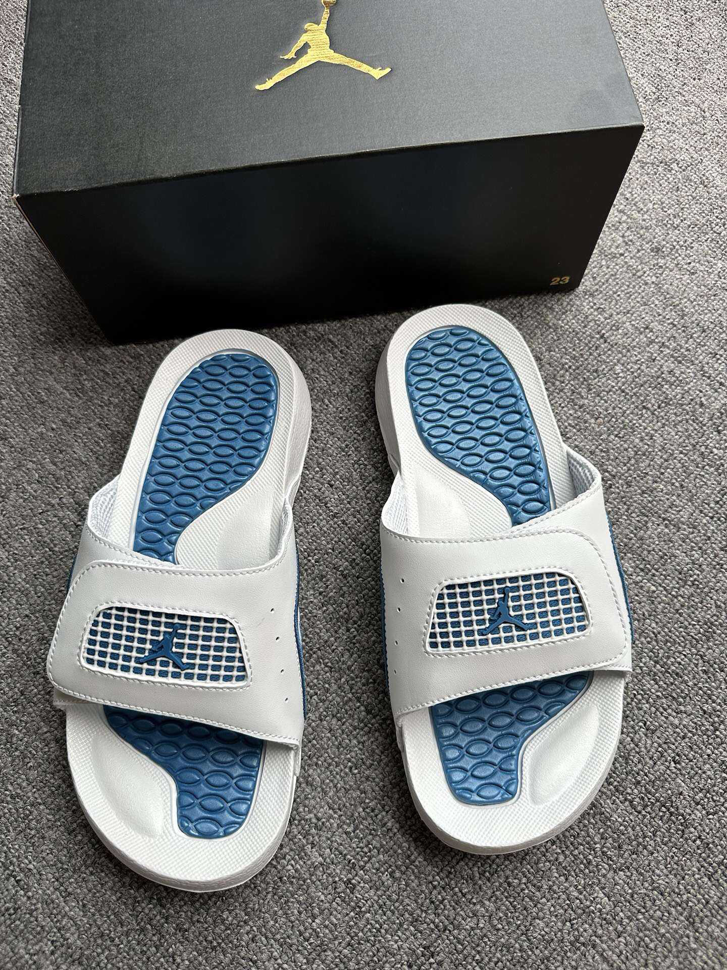 专柜正品 耐克Nike Jordan HYDRO III RETRO女子拖鞋 532226-141