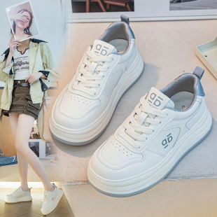 2026春季 41一43厚底小白鞋 新款 百搭休闲运动板鞋 大码 面包单鞋 女鞋