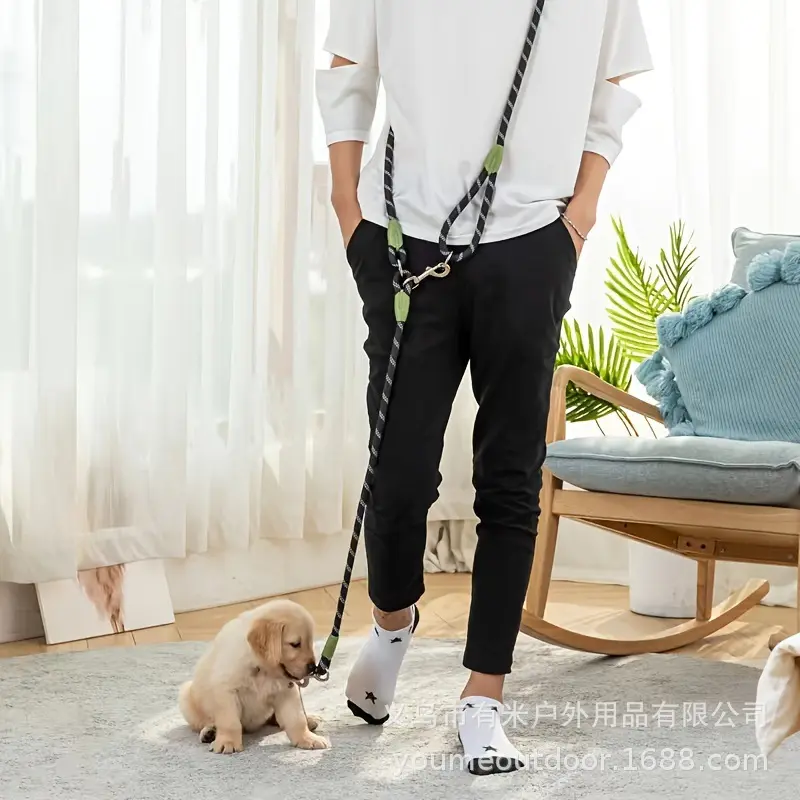 宠物牵引绳解放双手斜跨绳肩带