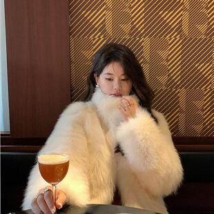 网红新款海宁时尚名媛显瘦年轻短款托卡彷狐狸毛皮草外套短小个子