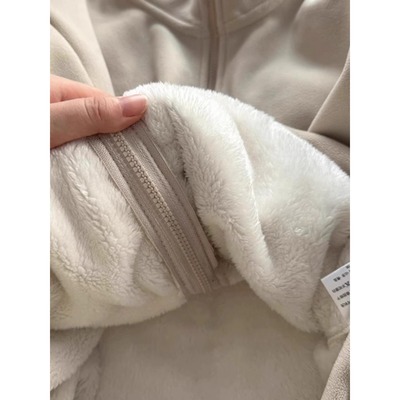 2025新款加厚拉链开衫外套女2025秋冬季超厚保暖羊羔绒衫上衣潮女