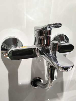 TOTO淋浴花洒TBS04301B/04302B