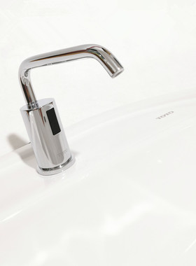 TOTO感应皂液器DSE101E/DSE101K/102E/103E/TLK02001B自动(05-M)