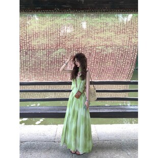 海边度假风小众别致扎染吊带连衣裙女夏季 绿色清新气质大摆裙长裙