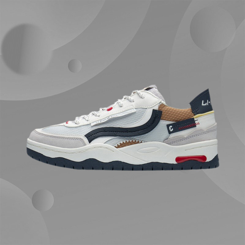 李宁男鞋冬季新款CF溯系列时尚运动鞋休闲鞋板鞋男AGCR299