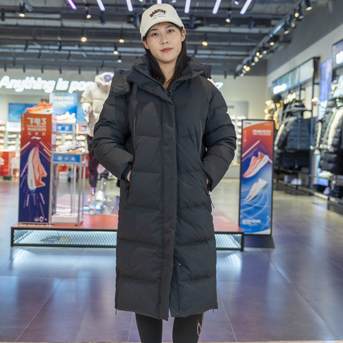 Lining/李宁正品健身系列女子运动休闲长款保暖连帽羽绒服AYMT100