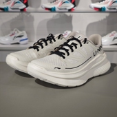 李宁正品 ARSU098 凌越新款 女子反光轻盈透气舒适包裹运动慢跑鞋