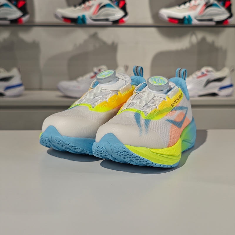 李宁正品新款男女小童超轻21 KIDS反光舒适时尚运动鞋YKAU008-1