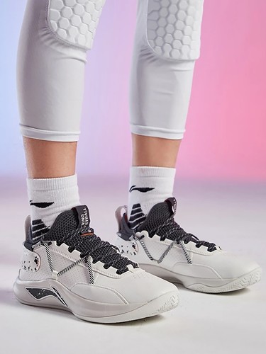 实战篮球鞋男子Lining/李宁低帮