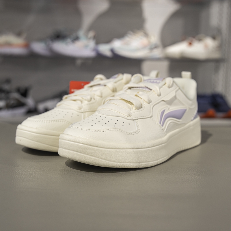 李宁正品春季新款初云女子时尚低帮耐磨防滑休闲板鞋AGCV190-3