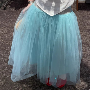 le rouge周美美 海盐薄荷蕾丝拼接腰头浪漫网纱多层次半身裙