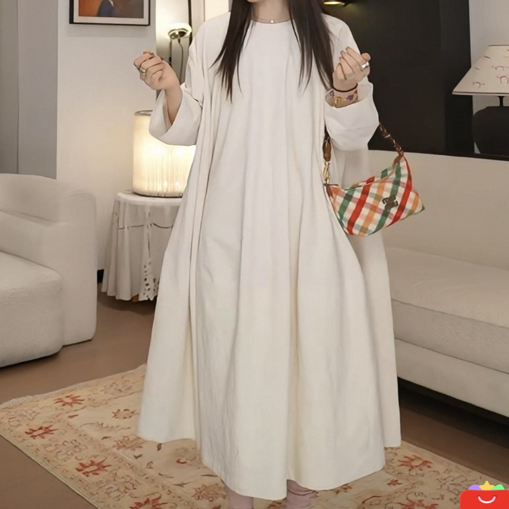 空寂感杏色长款棉麻连衣裙