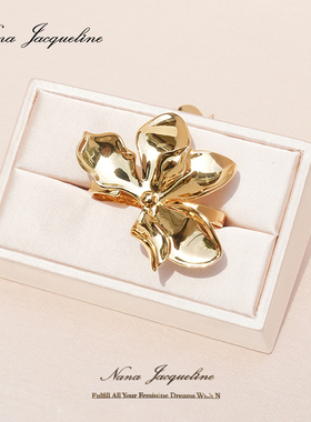 NanaJacqueli金色三角梅