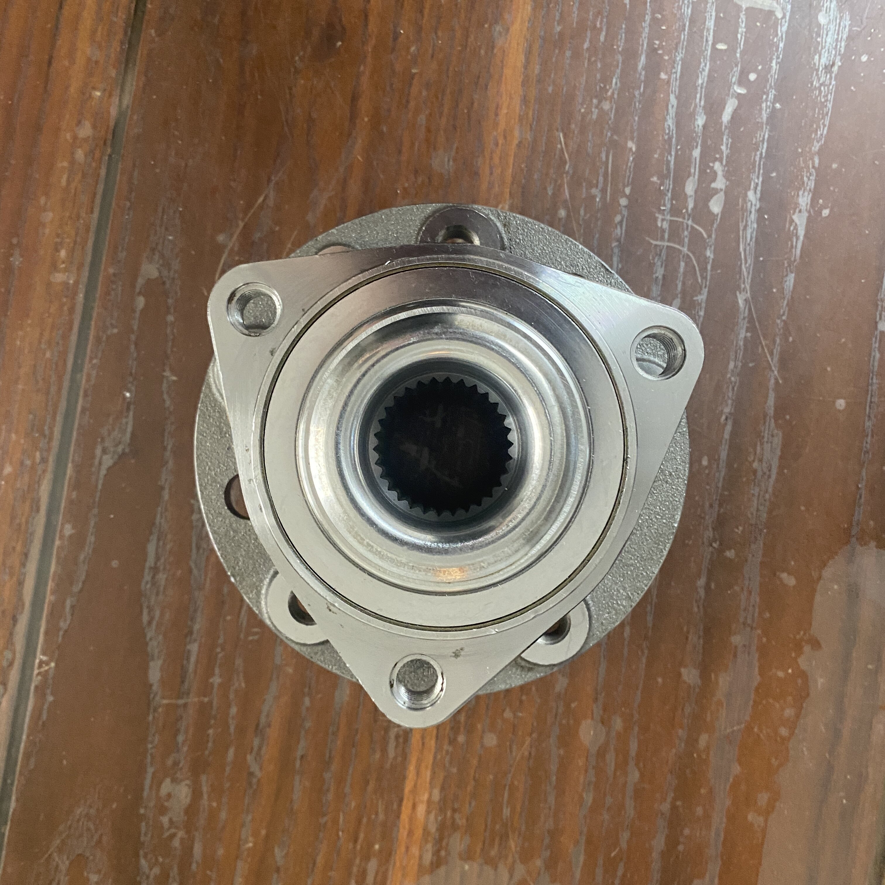 萨博9-5车轮轴承清仓销售