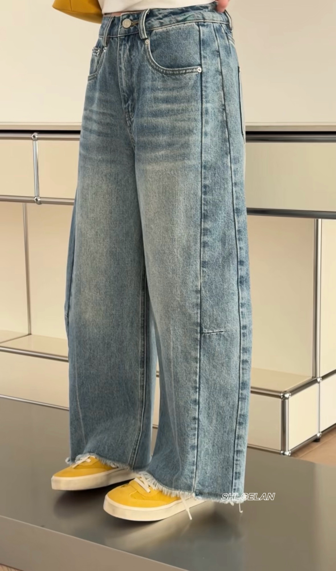 C26755直筒裤 诗歌兰女装2026春款气质磨白蓝色毛边直筒牛仔裤女