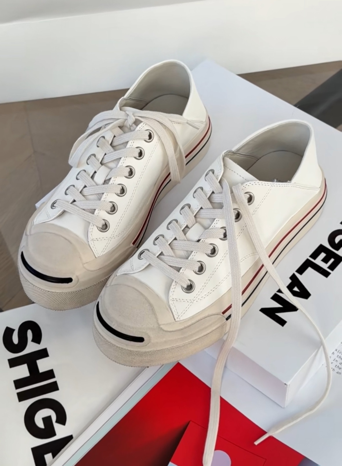 诗歌兰真皮女鞋2026新款百搭厚底增高开口笑板鞋系带白色休闲鞋女