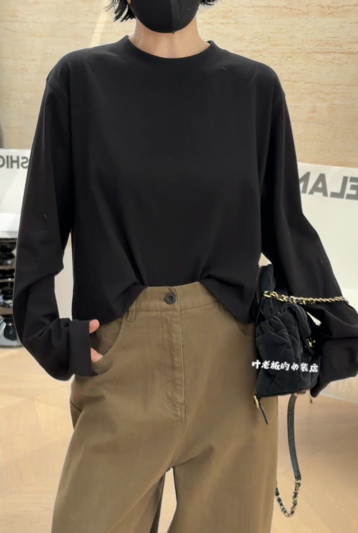 C58710短款长袖 诗歌兰女装26秋款百搭简约黑色圆领卷边卫衣T恤女