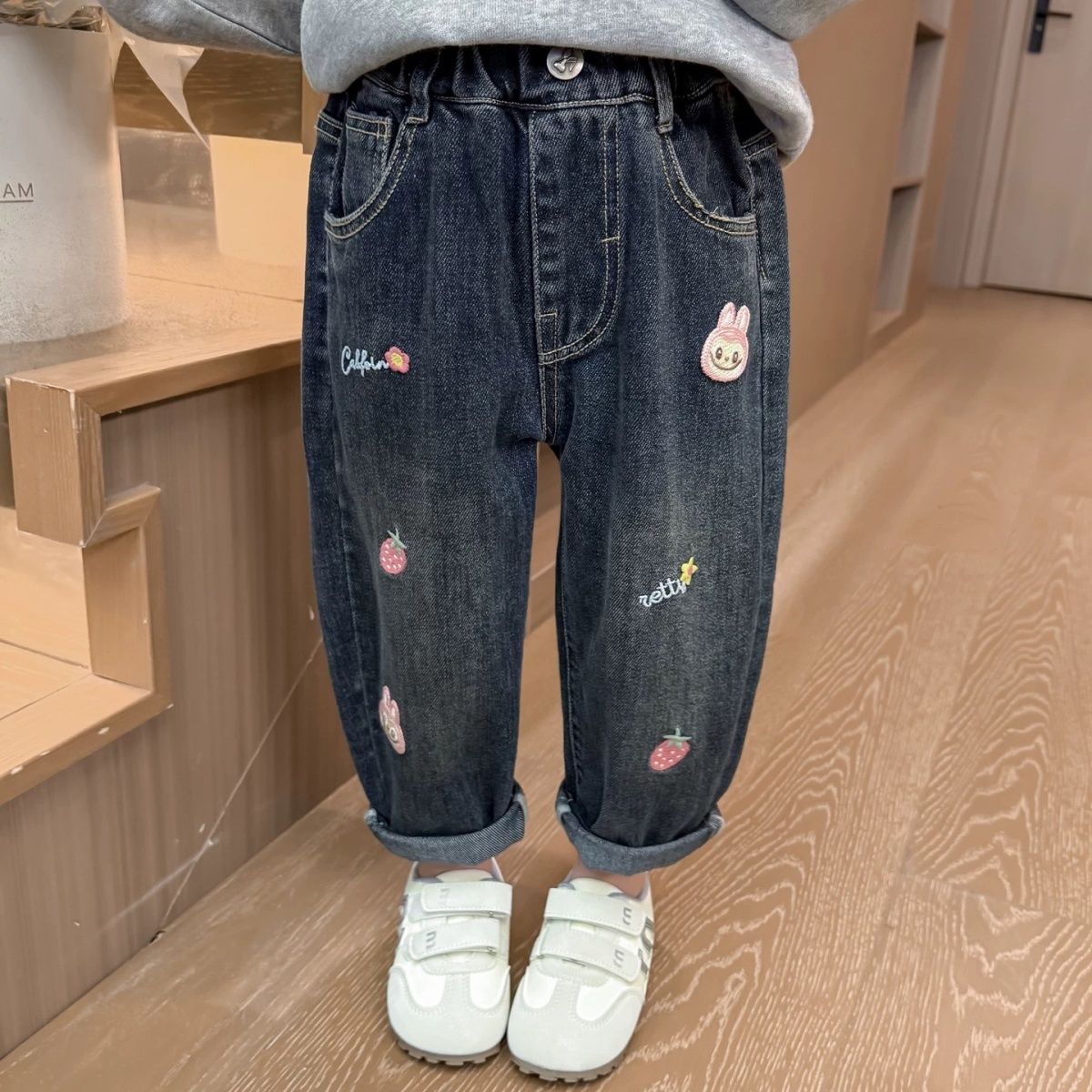 【栗子家】女童牛仔裤刺绣秋款儿童时髦哈伦裤小童女孩洋气韩版